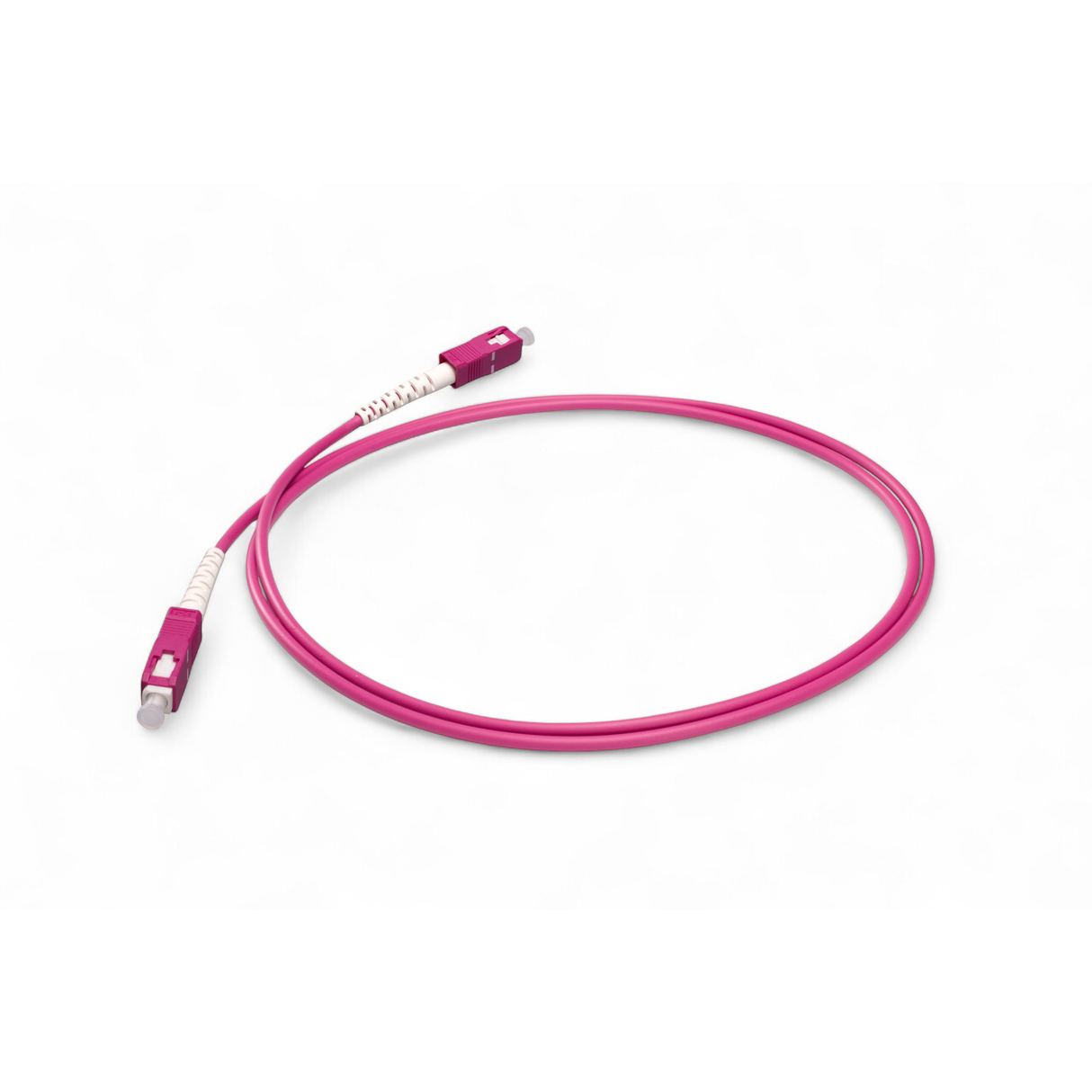 TAA合規 | 電信級 0.2dB  SC/UPC to SC/UPC 多模 OM4 單工光纖跳線 | 康寧纖芯 |  洋紅色 OFNR 外被, 洋紅色接頭