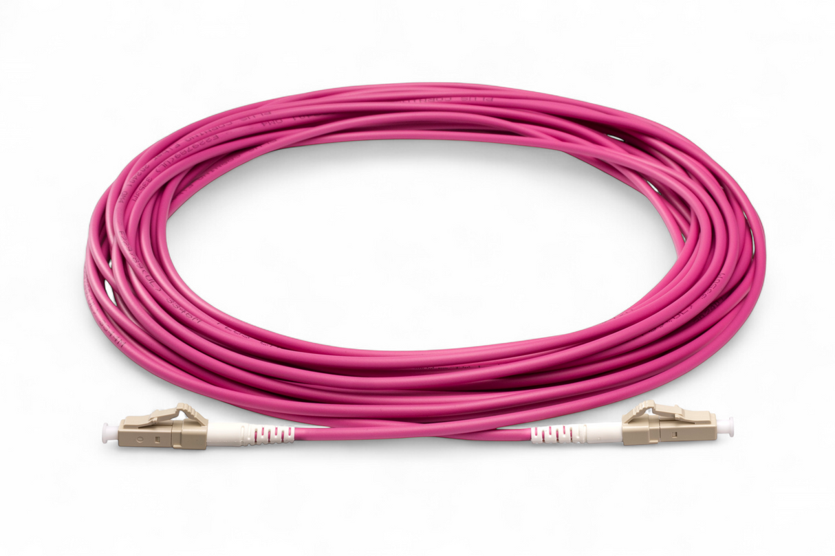 TAA合規 | 電信級 0.2dB  LC/UPC to LC/UPC 多模 OM4 單工光纖跳線 | 康寧纖芯 |  洋紅色 OFNR 外被, 米色接頭